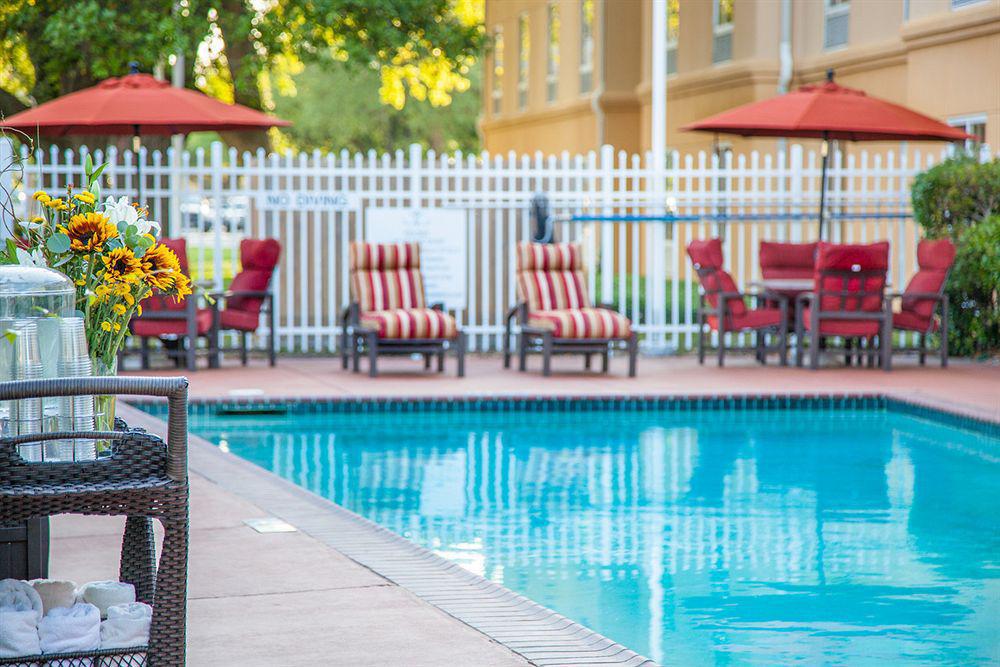 Hampton Inn & Suites New Orleans/Elmwood Harahan Buitenkant foto