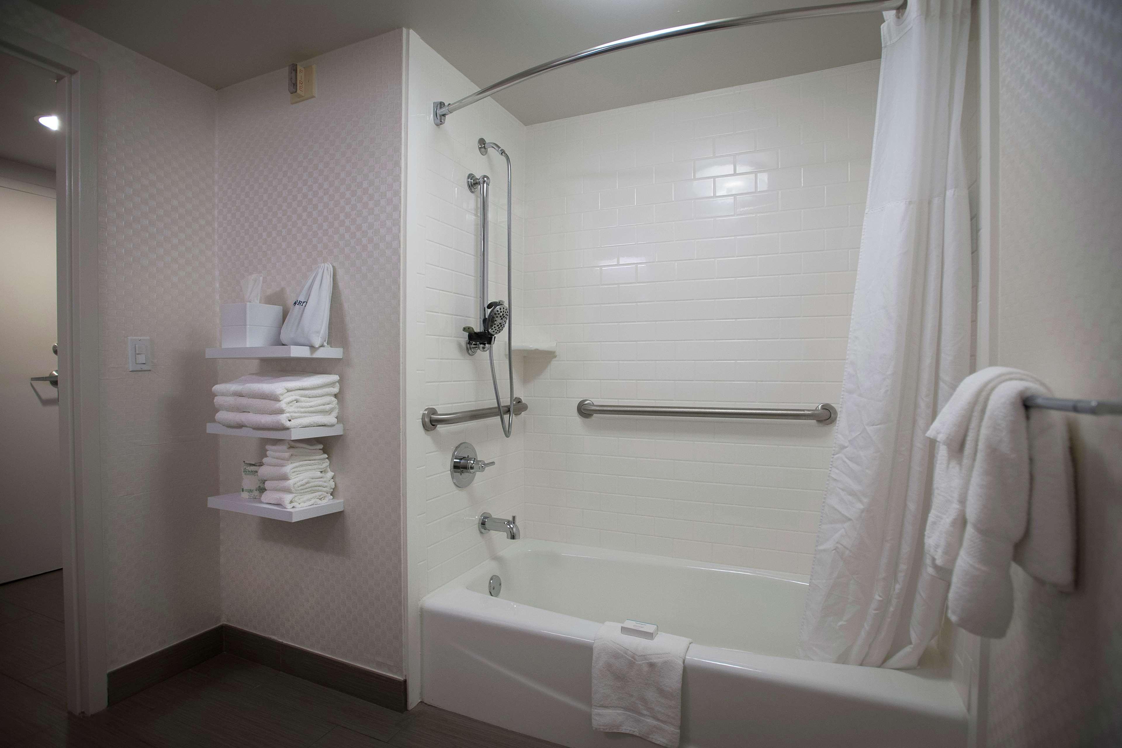 Hampton Inn & Suites New Orleans/Elmwood Harahan Buitenkant foto
