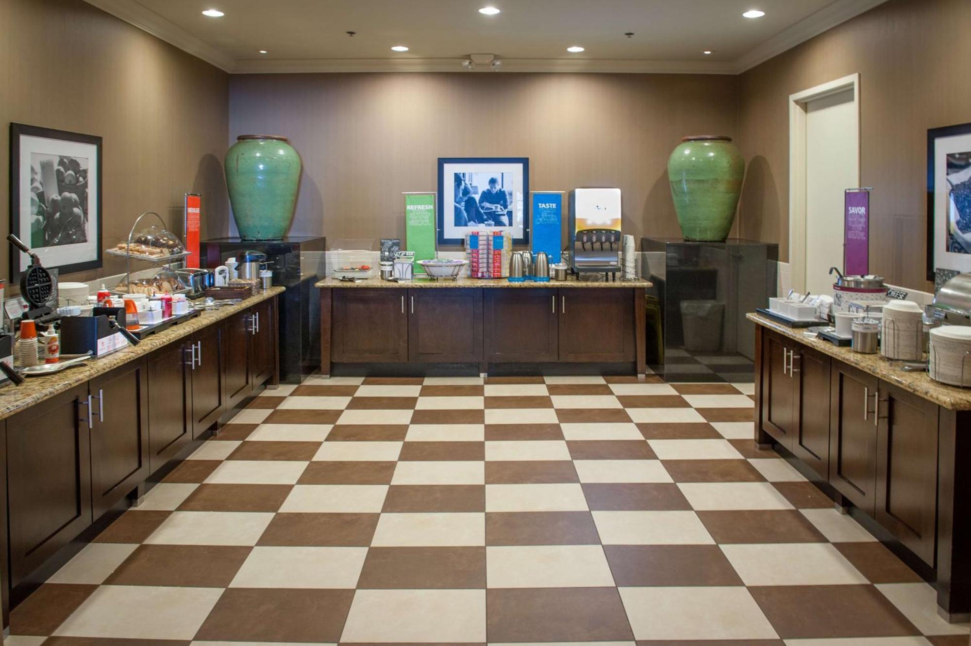 Hampton Inn & Suites New Orleans/Elmwood Harahan Buitenkant foto
